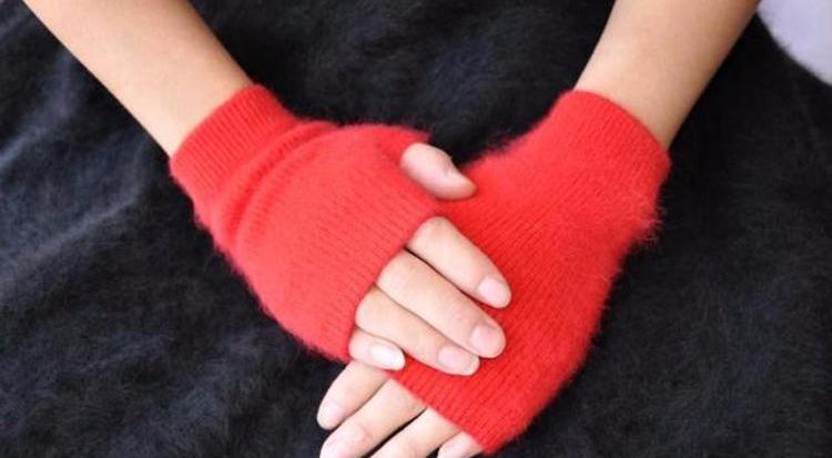 Fine Cashmere Fingerless Gloves