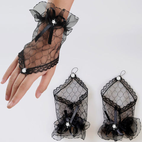 Trendy Lace Fingerless Gloves