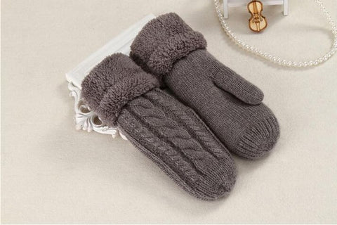 Women Wool Plus Velvet Mittens