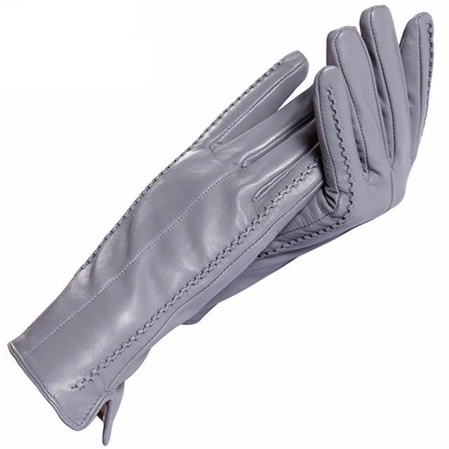 Luxurious Leather Women's Gloves