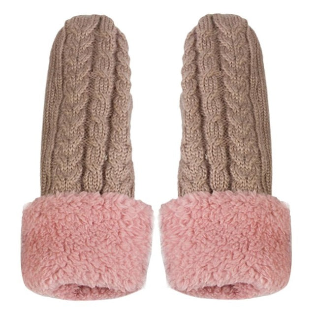 Super Knitted Mittens