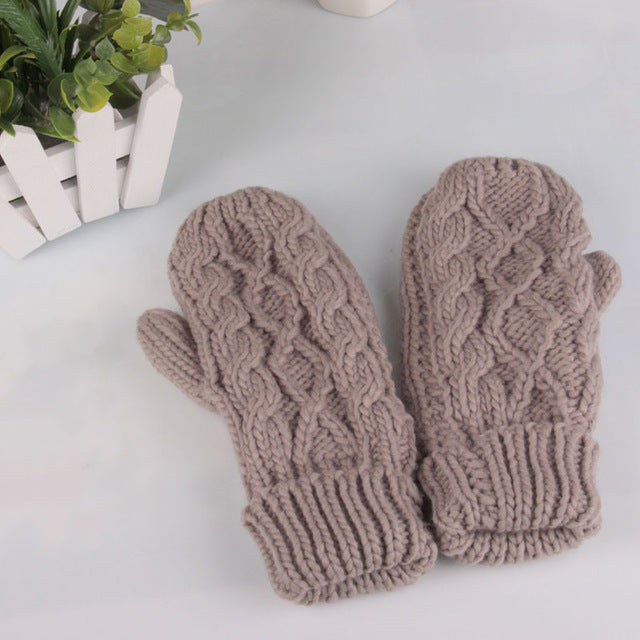 Fashion Knitted Thick Mitten