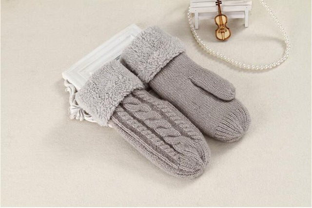 Women Wool Plus Velvet Mittens